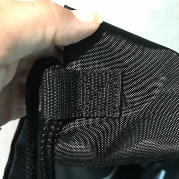 SOLD 🆕Equivlance Puma 18" CarrySack-NWT - Picture 9 of 9